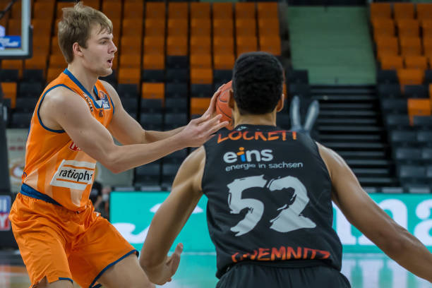 和强大的心 和强大的心