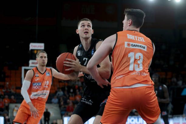 广东死磕上 广东死磕上