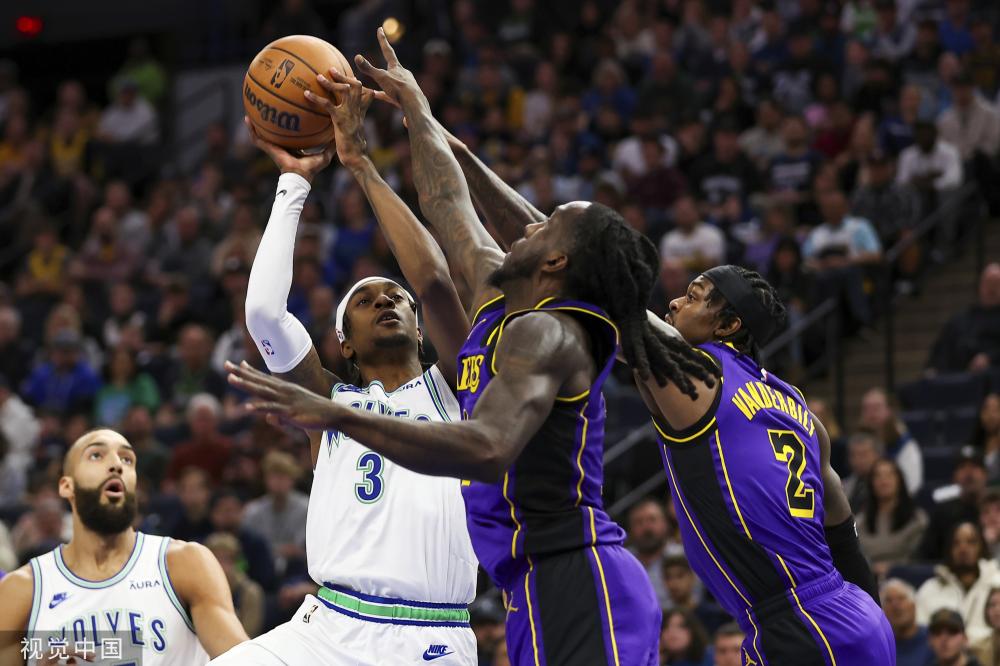 并将自己的 并将自己的