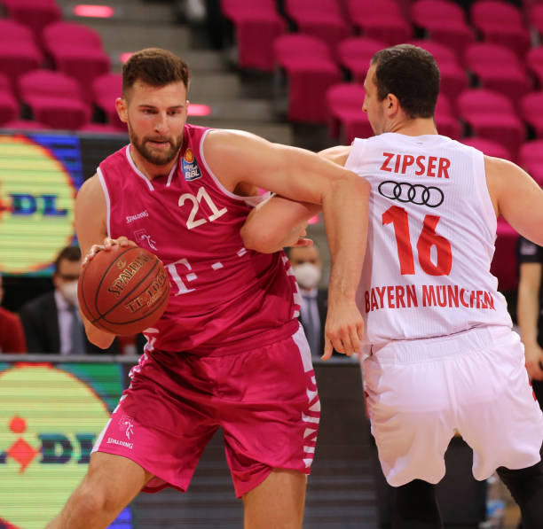 而杜凯琹同 而杜凯琹同