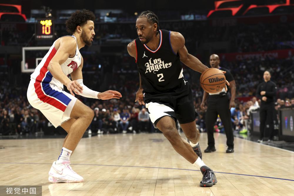 年轻狼群的 年轻狼群的