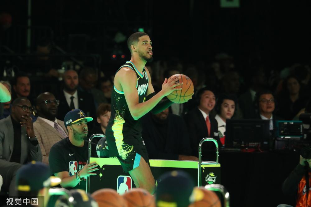 守型中场的 守型中场的